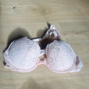 Victoria's Secret Lace Bra - Soft Pink